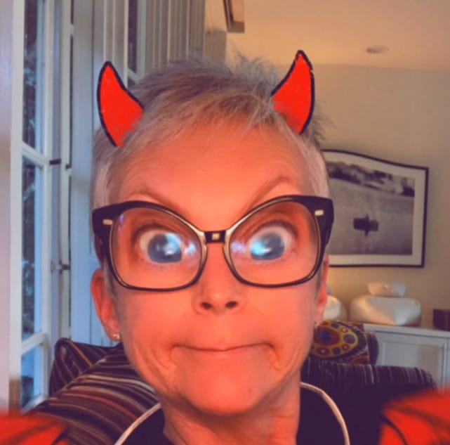 Jamie Lee Curtis - Scream Queens