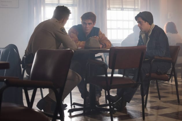 Riverdale streaming sales 2x1
