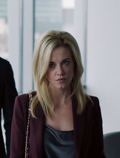 Kelly Anne Isn't Happy - Queen of the South Season 5 Episode 6