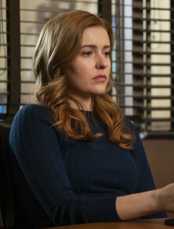 Mourning - Nancy Drew Season 1 Episode 18