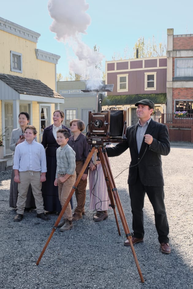 A Community Celebrates a Milestone - When Calls the Heart Season 8 Episode 8