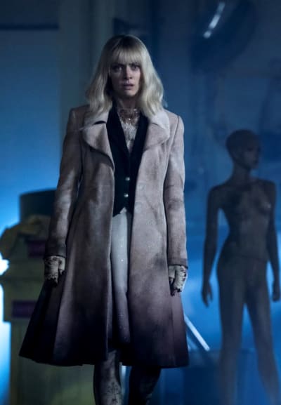 Creepy Look - Batwoman Season 1 Episode 16