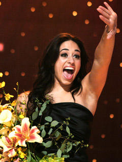 Jeanine Mason Photo