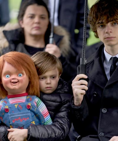 Killer Doll at a Funeral - Chucky Season 3 Episode 1