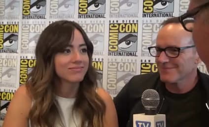 Agents of S.H.I.E.L.D. Stars Scoop Season 3, Sing TV Fanatic Theme Song