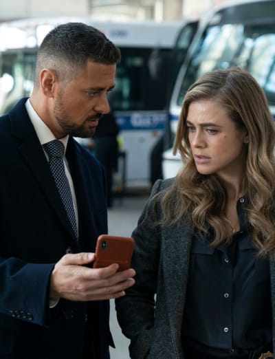Working Together Again - Manifest Season 2 Episode 11
