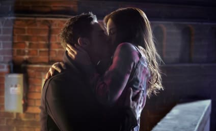 Beauty and the Beast Picture Preview: Lip Locked!