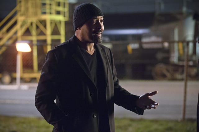 This Doesn't Look Good - The Flash Season 2 Episode 10