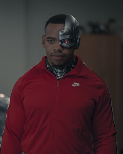 Future Cyborg - Doom Patrol Season 4 Episode 11
