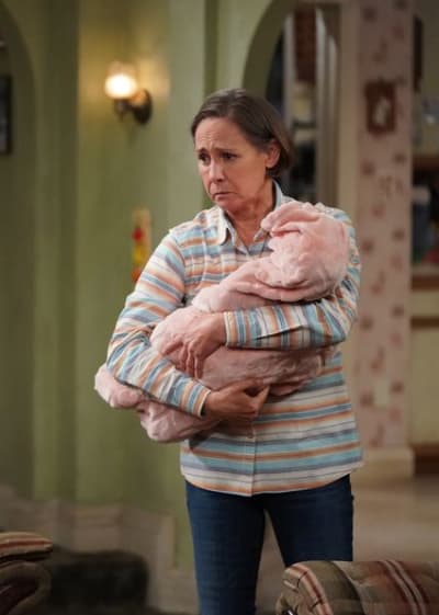 Taking Care of Beverly Rose - The Conners Season 3 Episode 16