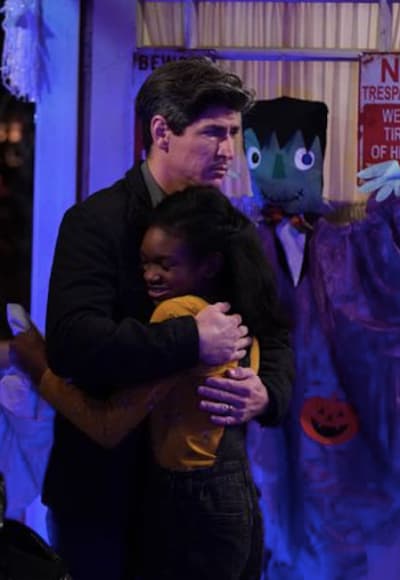 DJ and Mary - The Conners Season 3 Episode 7