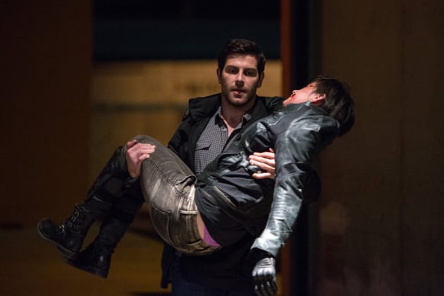 Nick Comes to the Rescue - Grimm