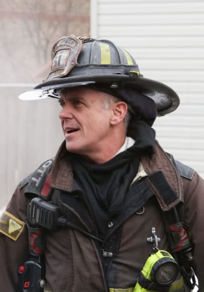 Herrmann en su casco - Chicago Fire Temporada 12 Episodio 4