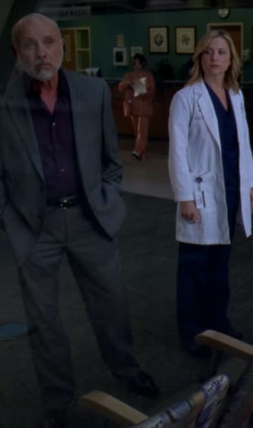 Dr. Robbins and Callie's Dad - Grey's Anatomy Season 6 Episode 5