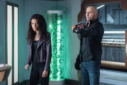 DC #39 s Legends of Tomorrow Season 3 Episode 15 Review: Necromancing the