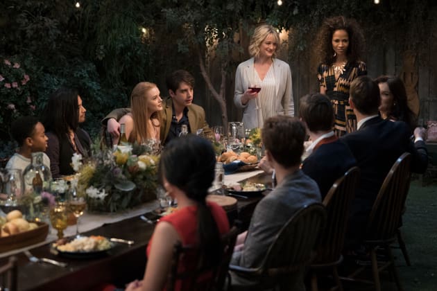 A Toast to the Happy Couple - The Fosters Season 5 Episode 20