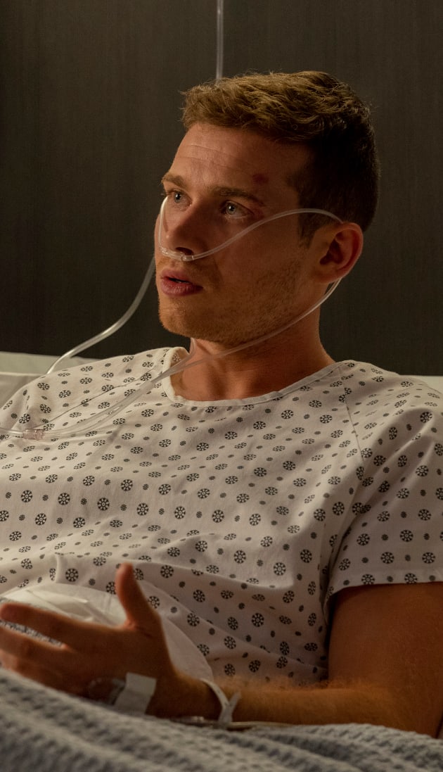 Buck In The Hospital - 9-1-1 Season 3 Episode 1