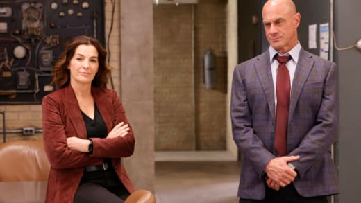 Investigating Corruption - Law & Order: Organized Crime Season 3 Episode 8