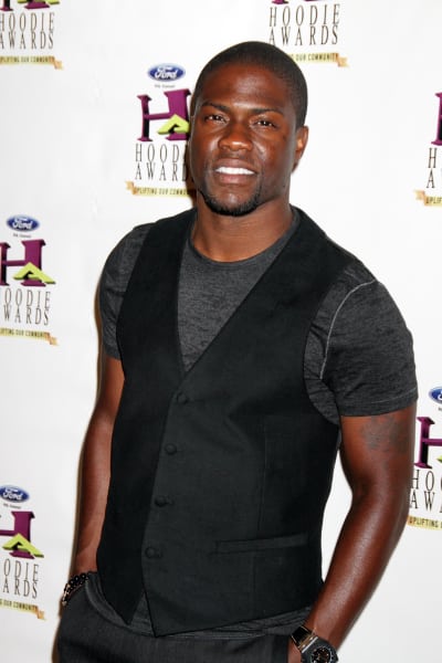 Kevin Hart To Move In On Modern Family Tv Fanatic
