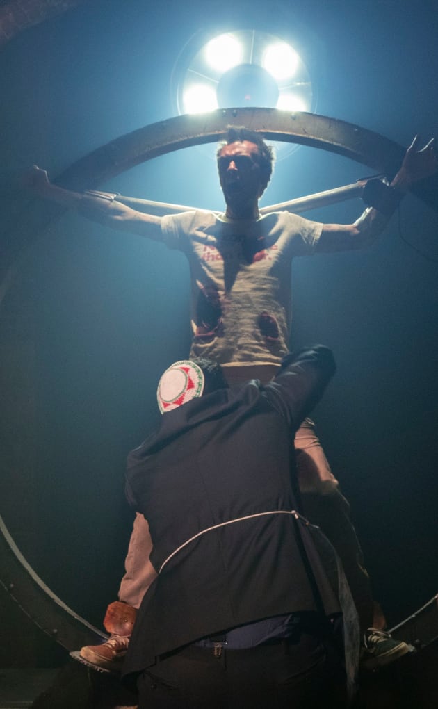 Frank Works on Cassidy - Preacher Season 4 Episode 2