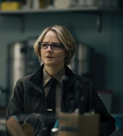 Jodie Foster as Liz Danvers - True Detective Season 4 Episode 1