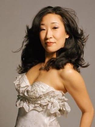 Sandra Oh: Fashionable as Always 1