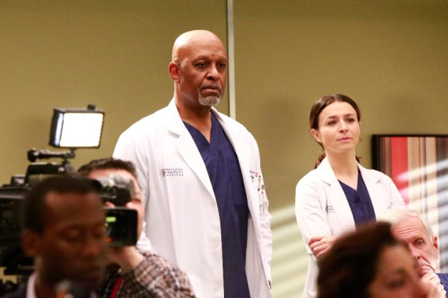 Watch Grey S Anatomy Online Season 13 Episode 21 Tv Fanatic