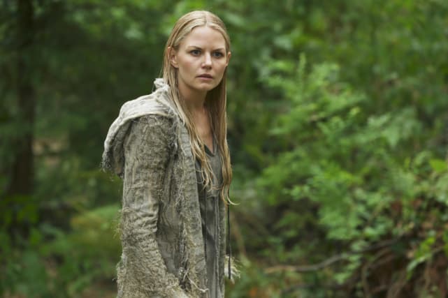 Back in the Enchanted Forest - Once Upon a Time Season 5 Episode 1