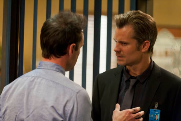 Crossing Raylan