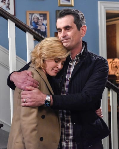 Modern family season discount 11 episode 17 putlocker
