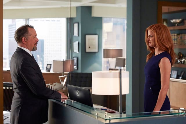Donna & Hardman - Suits Season 5 Episode 9