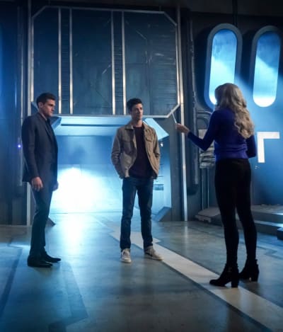 The Flash Season 5 Episode 11 Review Seeing Red TV Fanatic