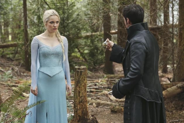 On Elsas Side Once Upon A Time Season 4 Episode 3 Tv Fanatic 