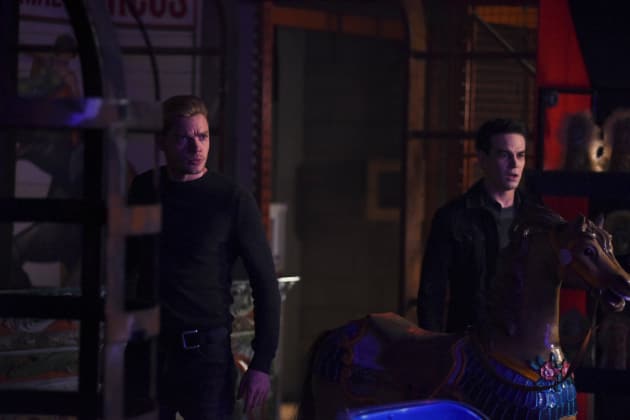 Latest Discovery - Shadowhunters Season 2 Episode 9