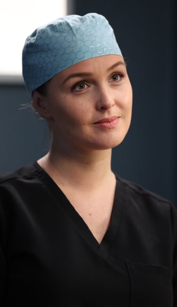 Fazendo um aborto - alto - Grey's Anatomy Temporada 19 Episódio 8