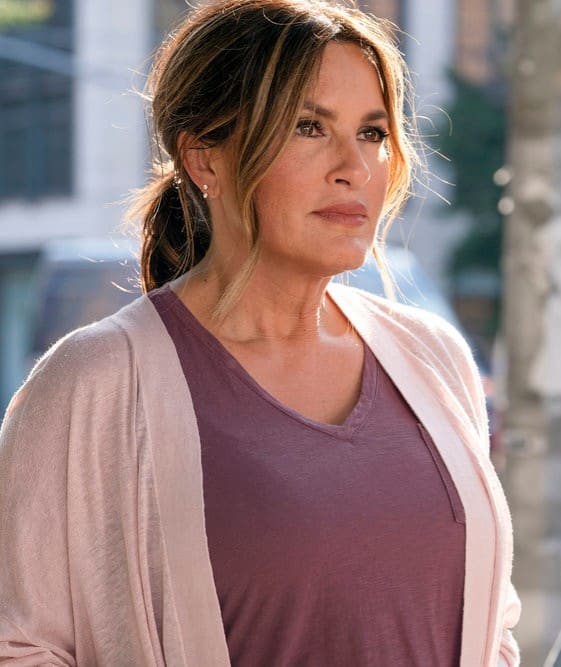 (TALL) Someone From Her Past - Law & Order: SVU Season 21 Episode 6