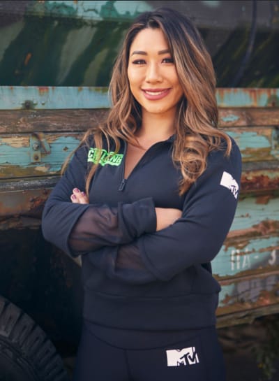 Dee - The Challenge