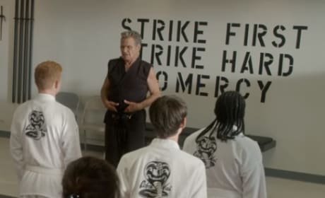 Cobra kai season 3 best sale episode 1 watch online