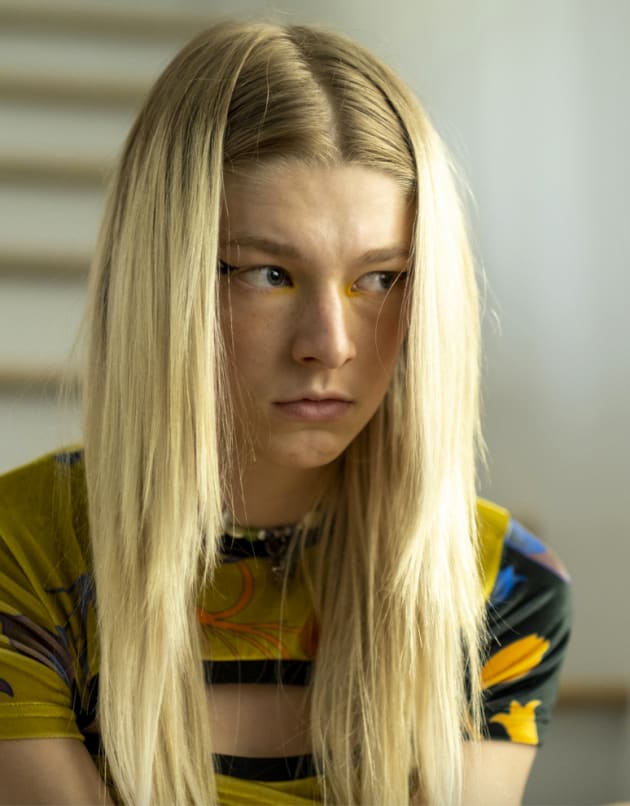 Jules Questions Her Mom - Euphoria Season 1 Episode 10
