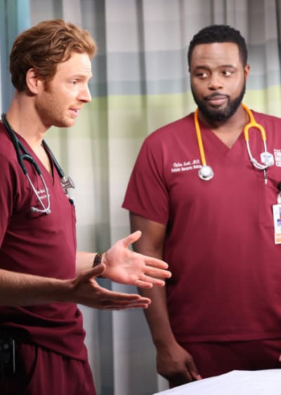 A Dishonest Patient / Tall - Chicago Med Season 7 Episode 3