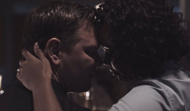 Ryder Forehead Touch - 9-1-1: Lone Star