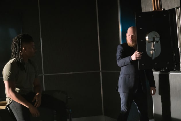 The Safe - Black Lightning Season 2 Episode 3