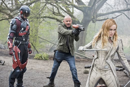 You Should Probably Be Watching 'DC's Legends Of Tomorrow