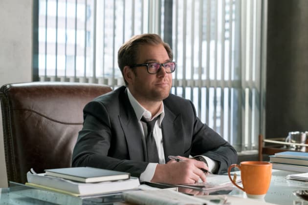 Car and Driver - Bull Season 2 Episode 17