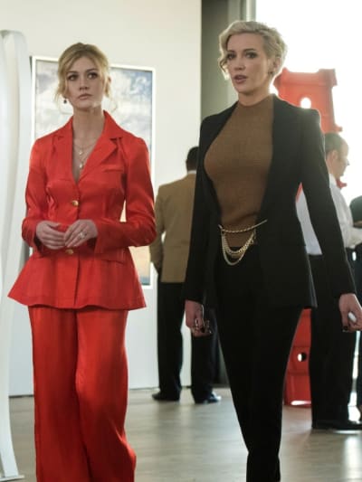 Laurel & Mia - Arrow Season 8 Episode 9