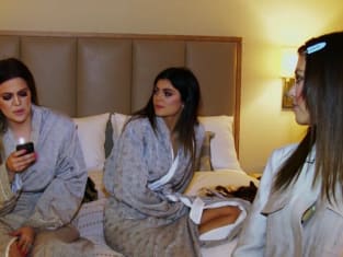 Kuwtk season 15 episode 3 watch online shop