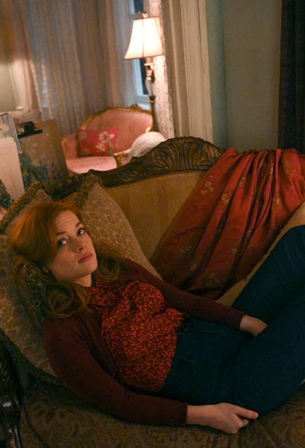 Zoey lounging - Zoey's Extraordinary Playlist Season 1 Episode 11