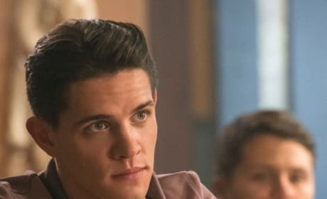 Riverdale manhunter sales full episode