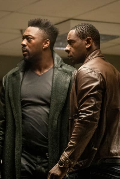 Manchester Black - Supergirl Season 4 Episode 4