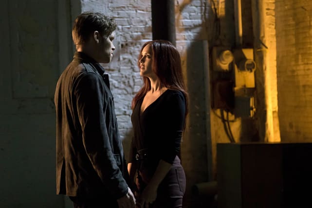 Klaus vs aurora the originals